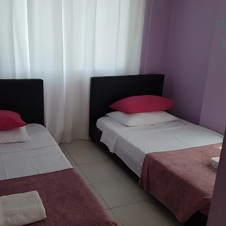 Lejlighed Aggeliki's Luxury House *